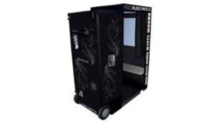 Face Place Photo Booth (Full Size) | Rental