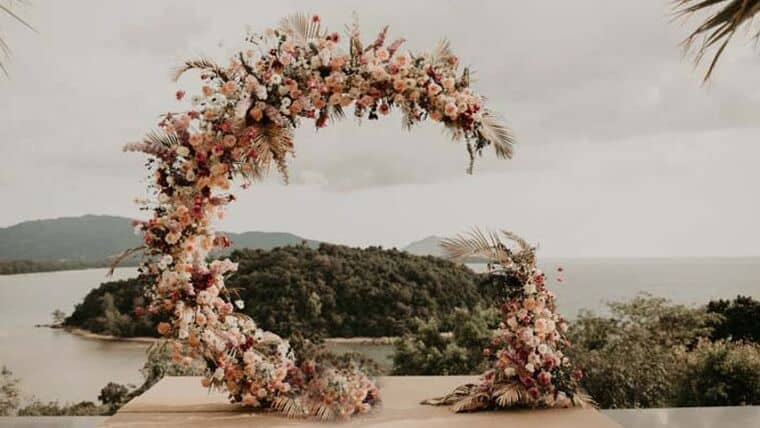 2 Piece Round Metal Arch | Rental 2 Piece Round Metal Arch | Rental
