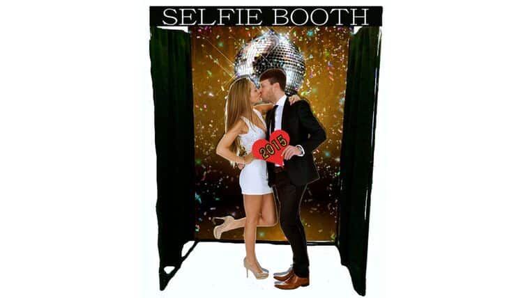 Selfie Photo Booth | Rental