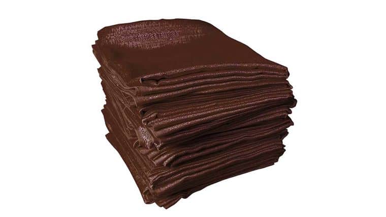 12′ x 4′ Burgundy Banjo Drape | Rental