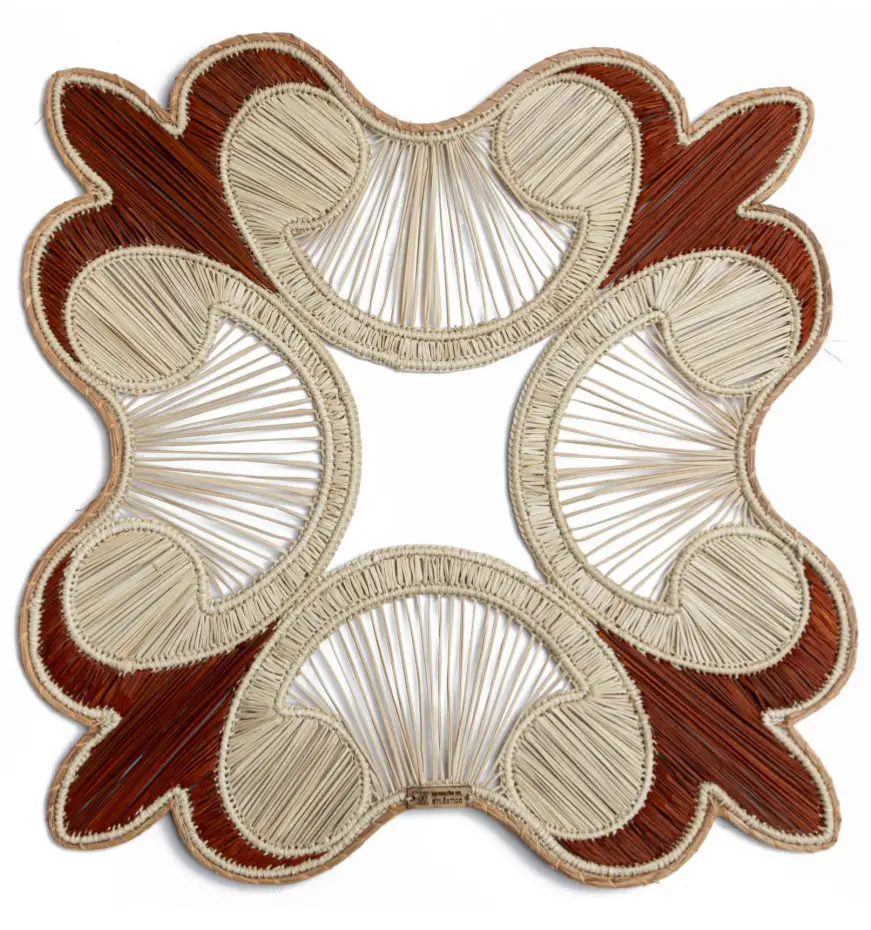 Solstice Iraca Woven Placemat | Rental Solstice Iraca Woven Placemat | Rental