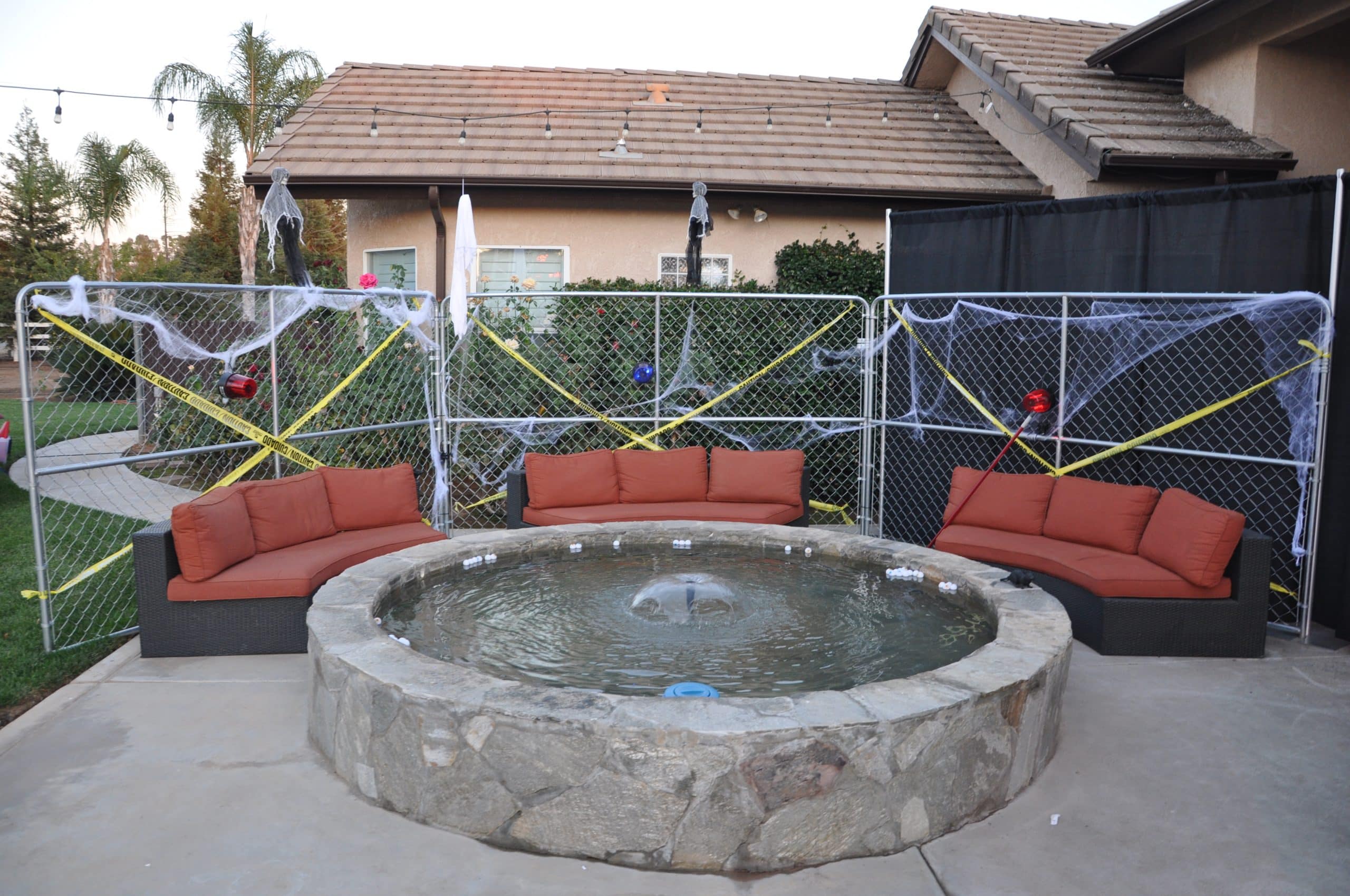 4 Sided Steel Halloween Cage | Rental 4 Sided Steel Halloween Cage | Rental