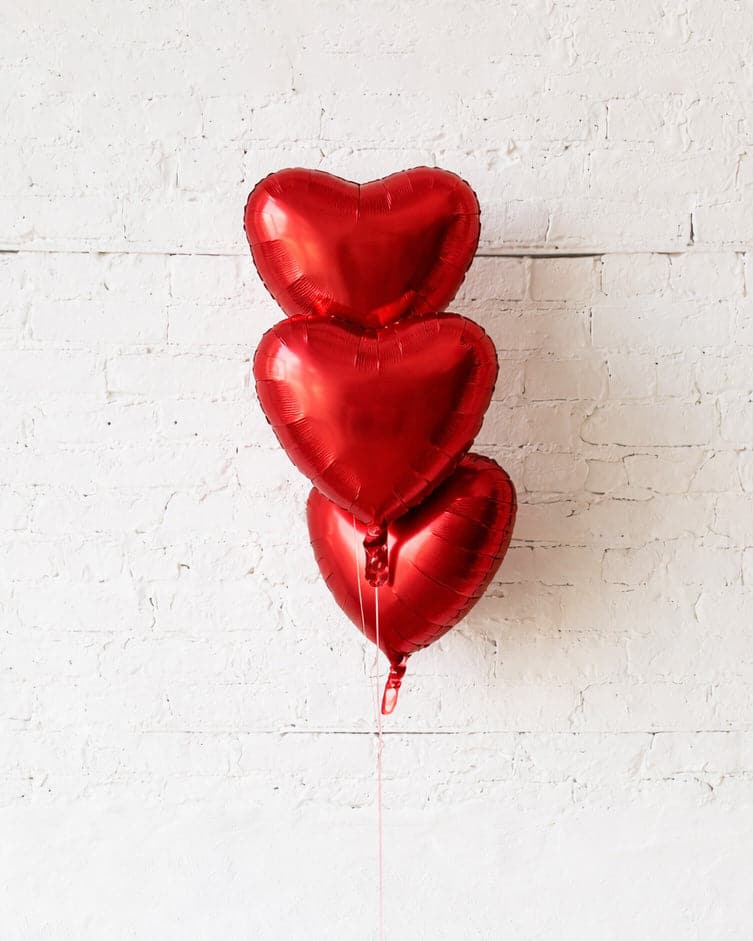 Valentine’s Day – Red Hearts Balloon Bouquet | Rental