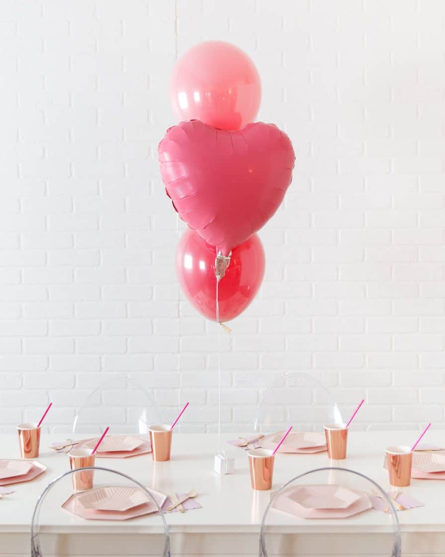 Life In Plastic – Themed Balloon Centerpiece | Rental